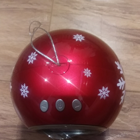 Christmas ornament red and white snowflakes 1.5" Digital photo frame - Picture 6 of 8